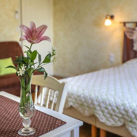 Bed and Breakfast Le Nid De L'Ecureuil Brens  Zewnętrze zdjęcie