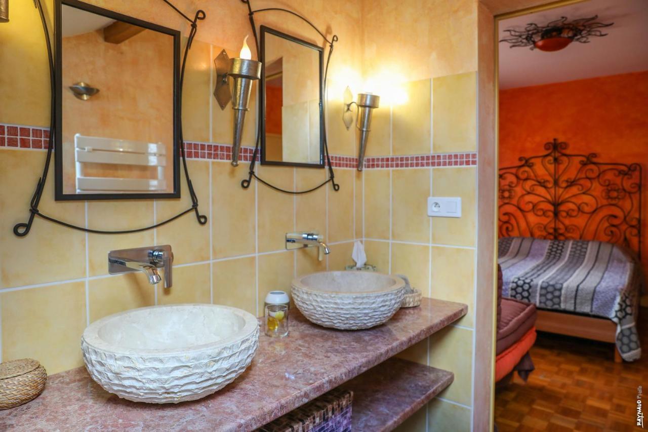 Bed and Breakfast Le Nid De L'Ecureuil Brens  Zewnętrze zdjęcie