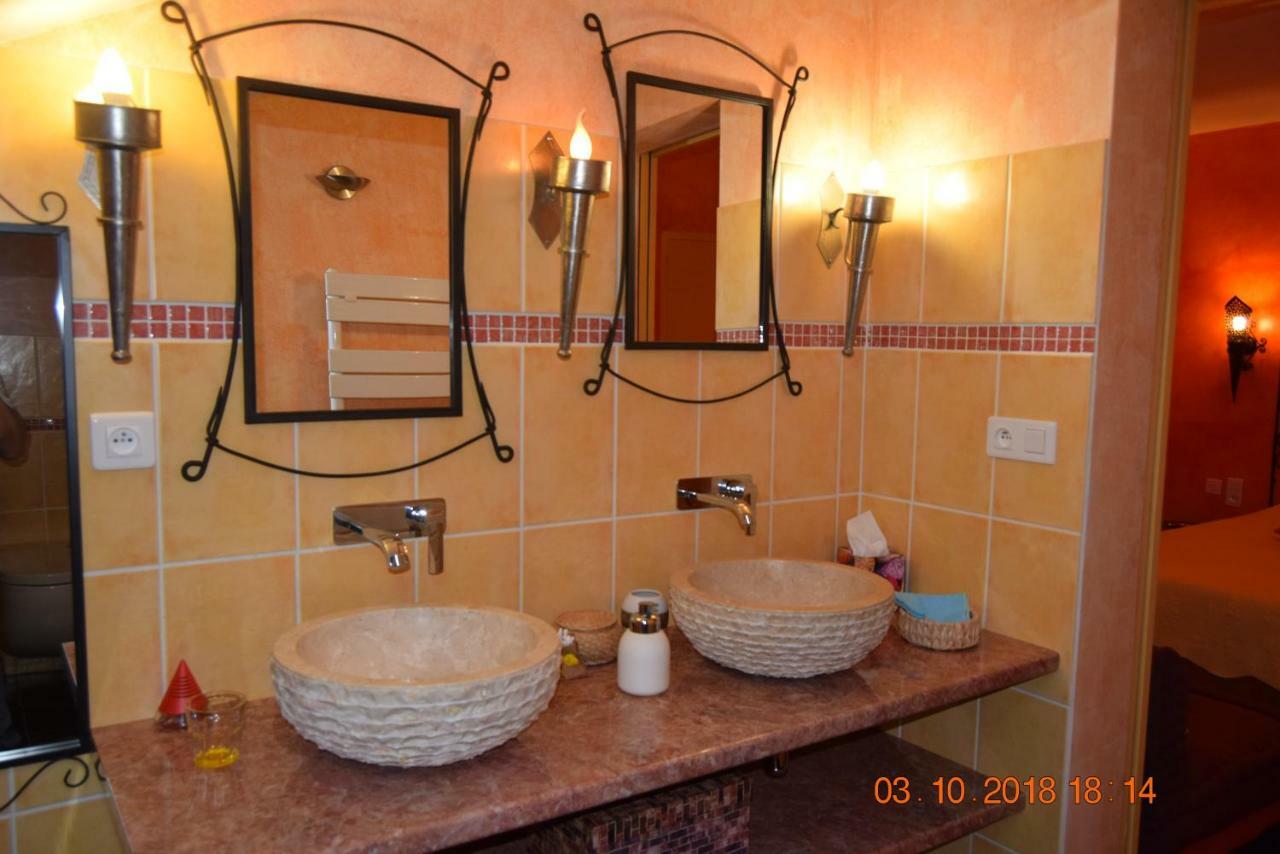 Bed and Breakfast Le Nid De L'Ecureuil Brens  Zewnętrze zdjęcie